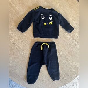 Old Navy Monster navy blue sweatsuit, 18-24 months